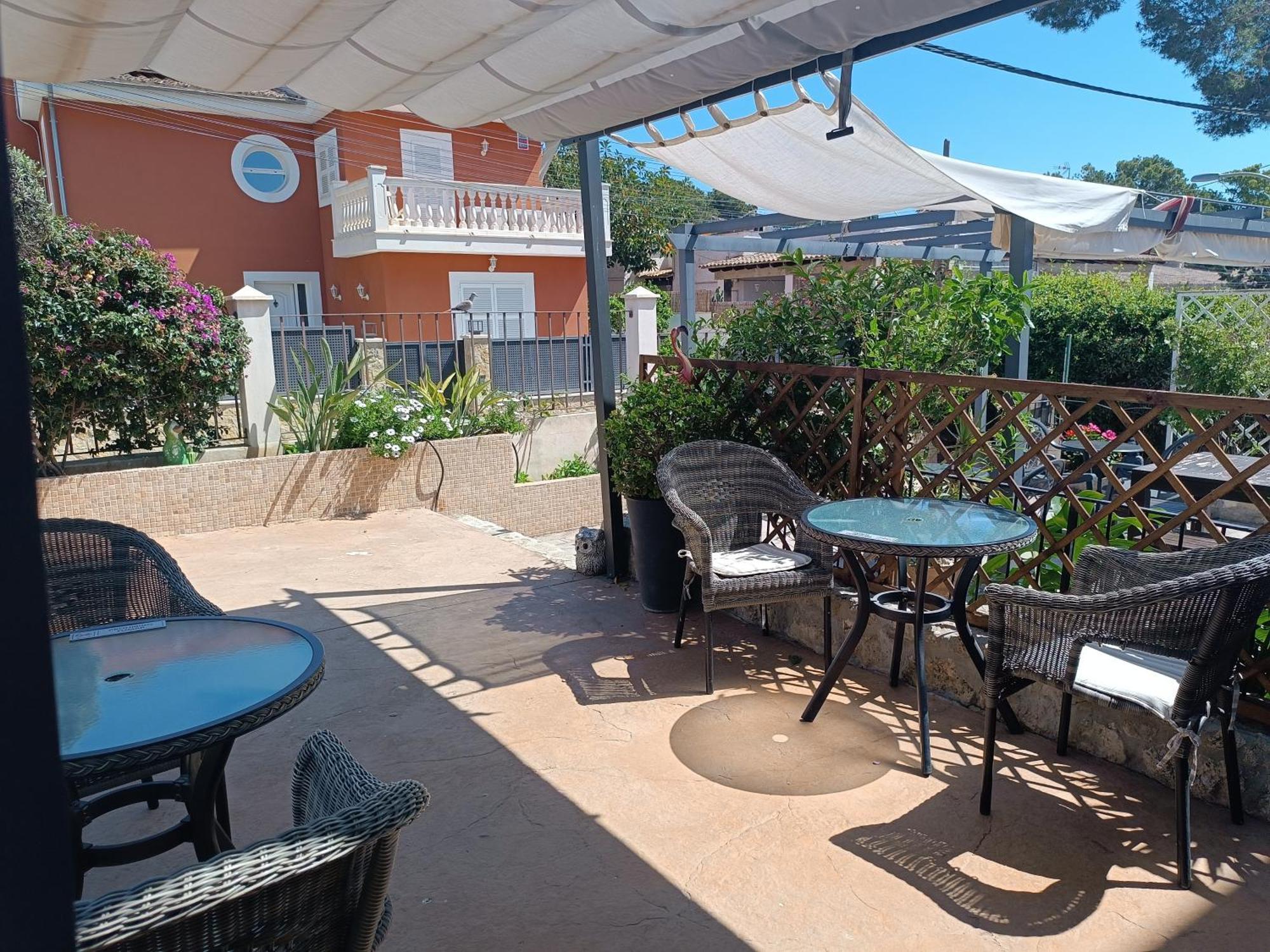 Hostal Bélgica Palmanova Exterior foto